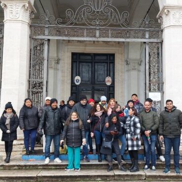 Scuola di italiano di Casa dei Diritti Sociali: studenti in visita alle basiliche di Monti e Esquilino