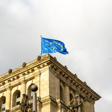 Report Oxfam: la Ue utilizza i fondi destinati all’aiuto umanitario in Africa per bloccare l’immigrazione